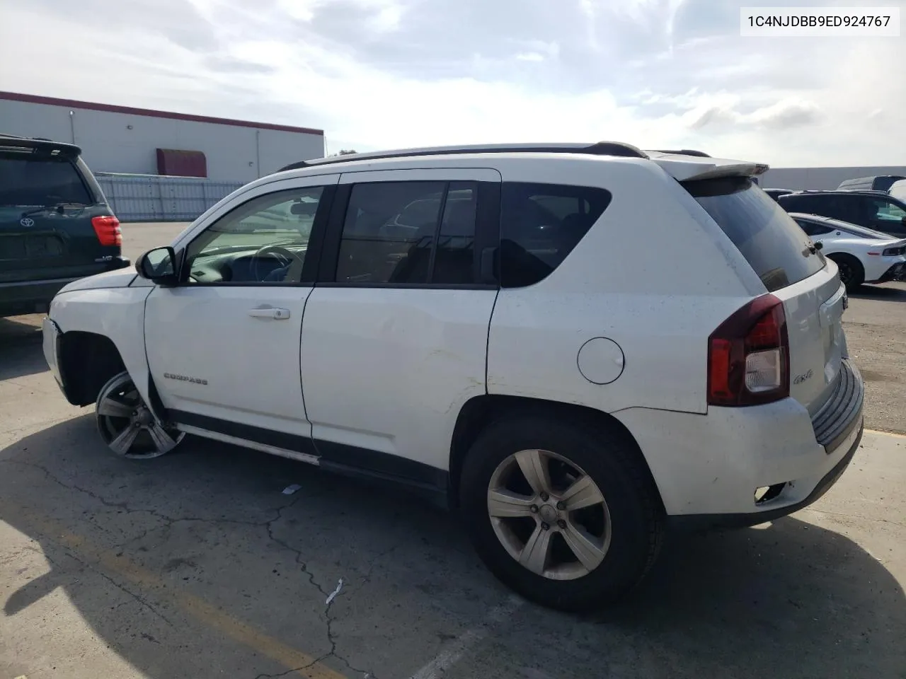 2014 Jeep Compass Sport VIN: 1C4NJDBB9ED924767 Lot: 72029924