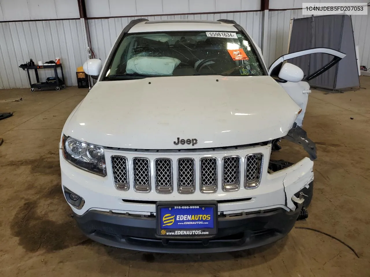 2015 Jeep Compass Latitude VIN: 1C4NJDEB5FD207053 Lot: 65981634