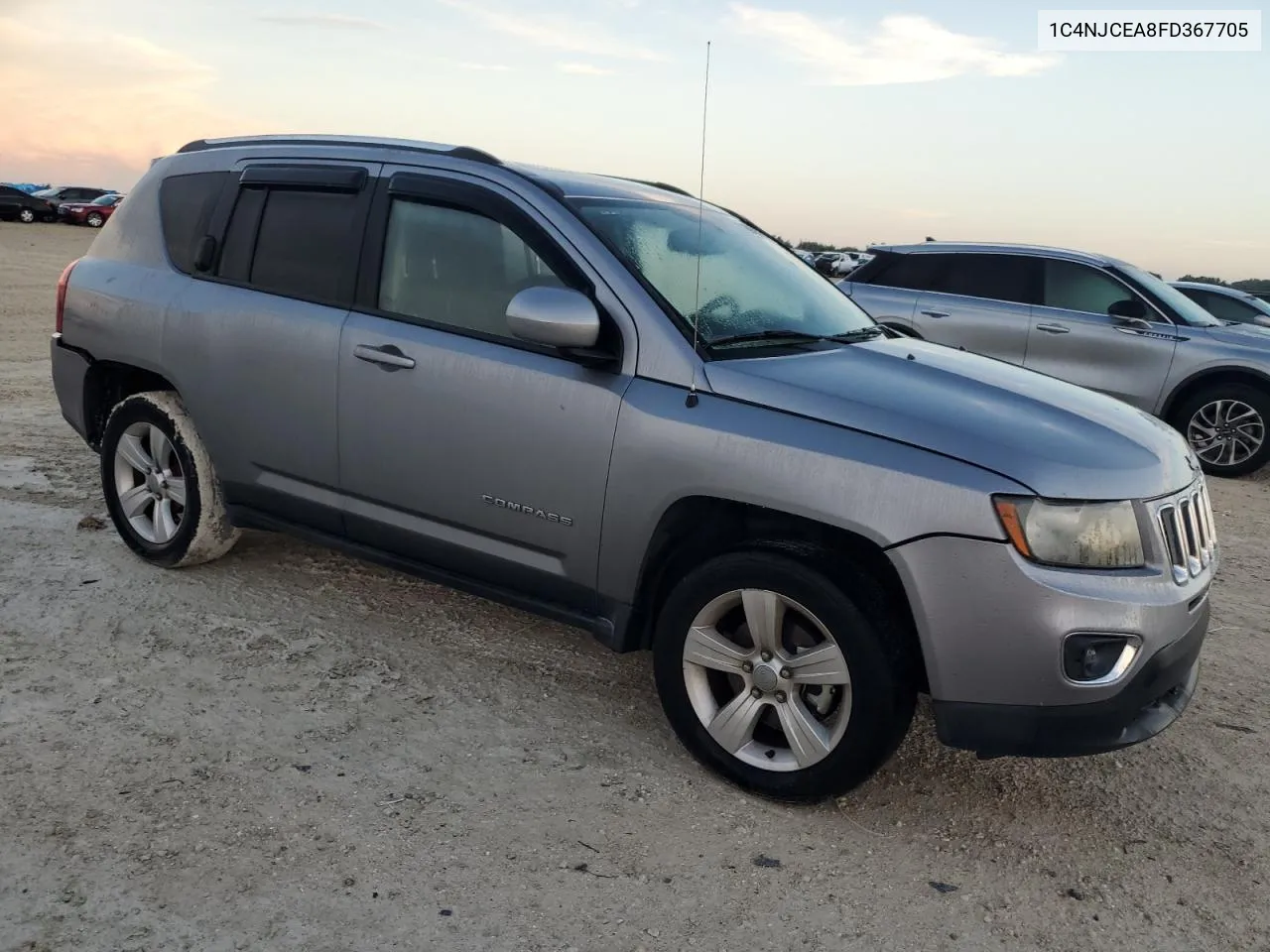 1C4NJCEA8FD367705 2015 Jeep Compass Latitude