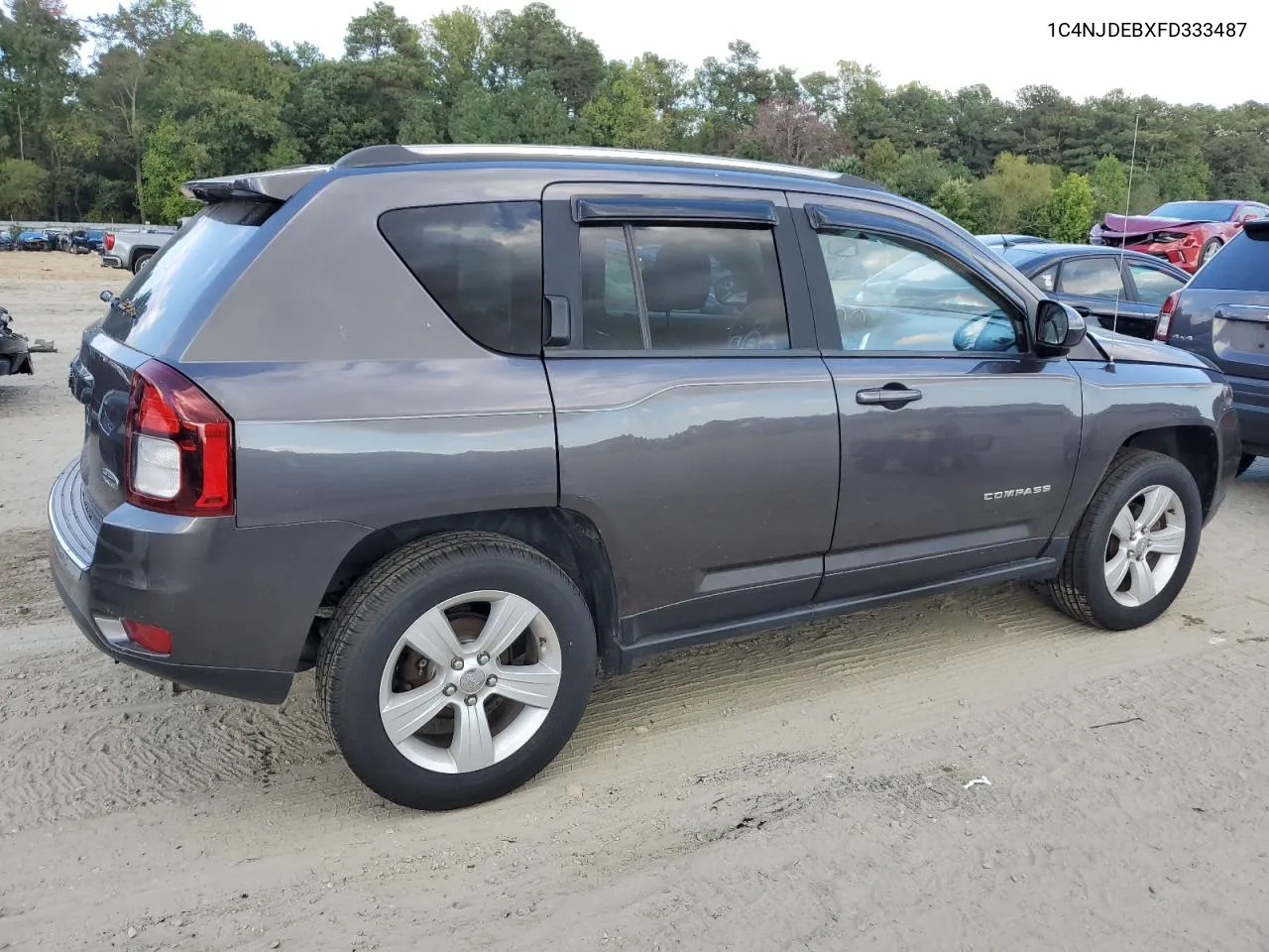 2015 Jeep Compass Latitude VIN: 1C4NJDEBXFD333487 Lot: 74436544