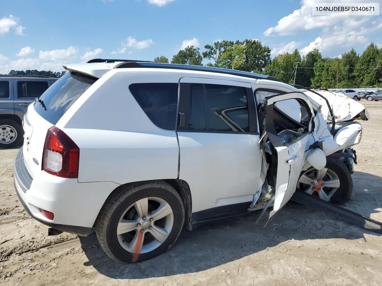 2015 Jeep Compass Latitude VIN: 1C4NJDEB5FD340671 Lot: 76108334