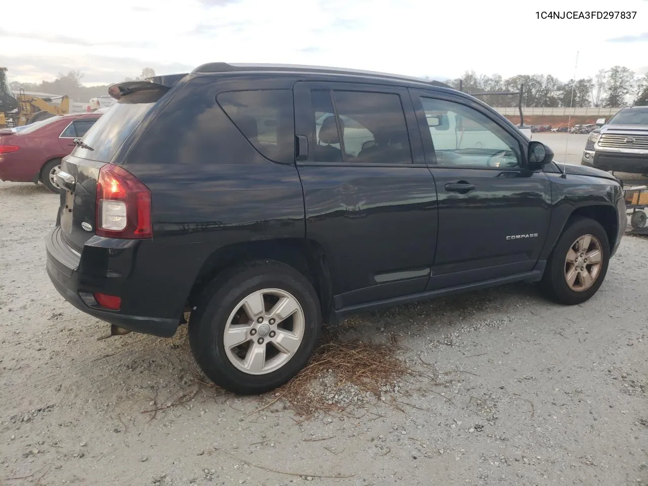 2015 Jeep Compass Latitude VIN: 1C4NJCEA3FD297837 Lot: 78613594