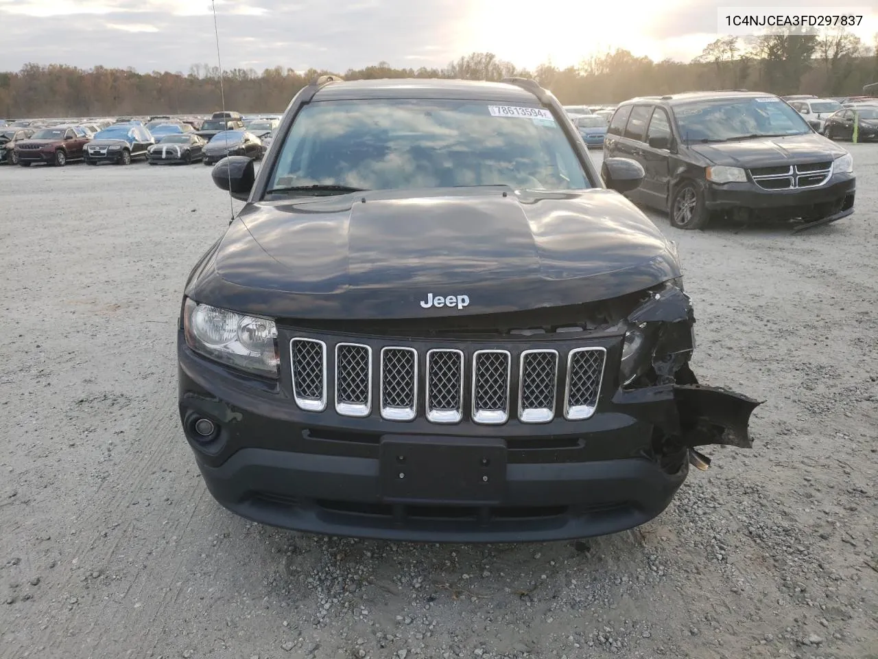 2015 Jeep Compass Latitude VIN: 1C4NJCEA3FD297837 Lot: 78613594