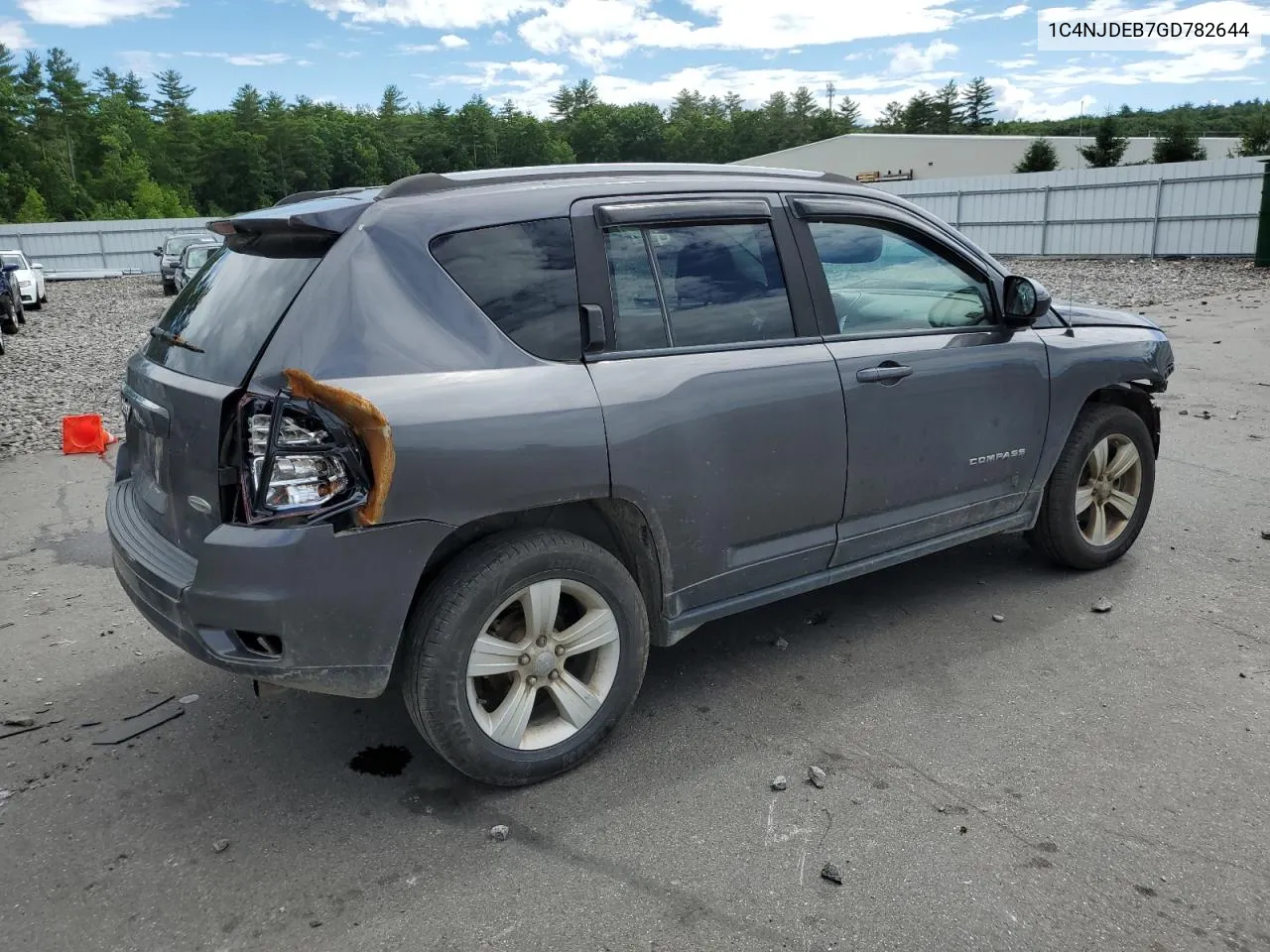 2016 Jeep Compass Latitude VIN: 1C4NJDEB7GD782644 Lot: 60480664