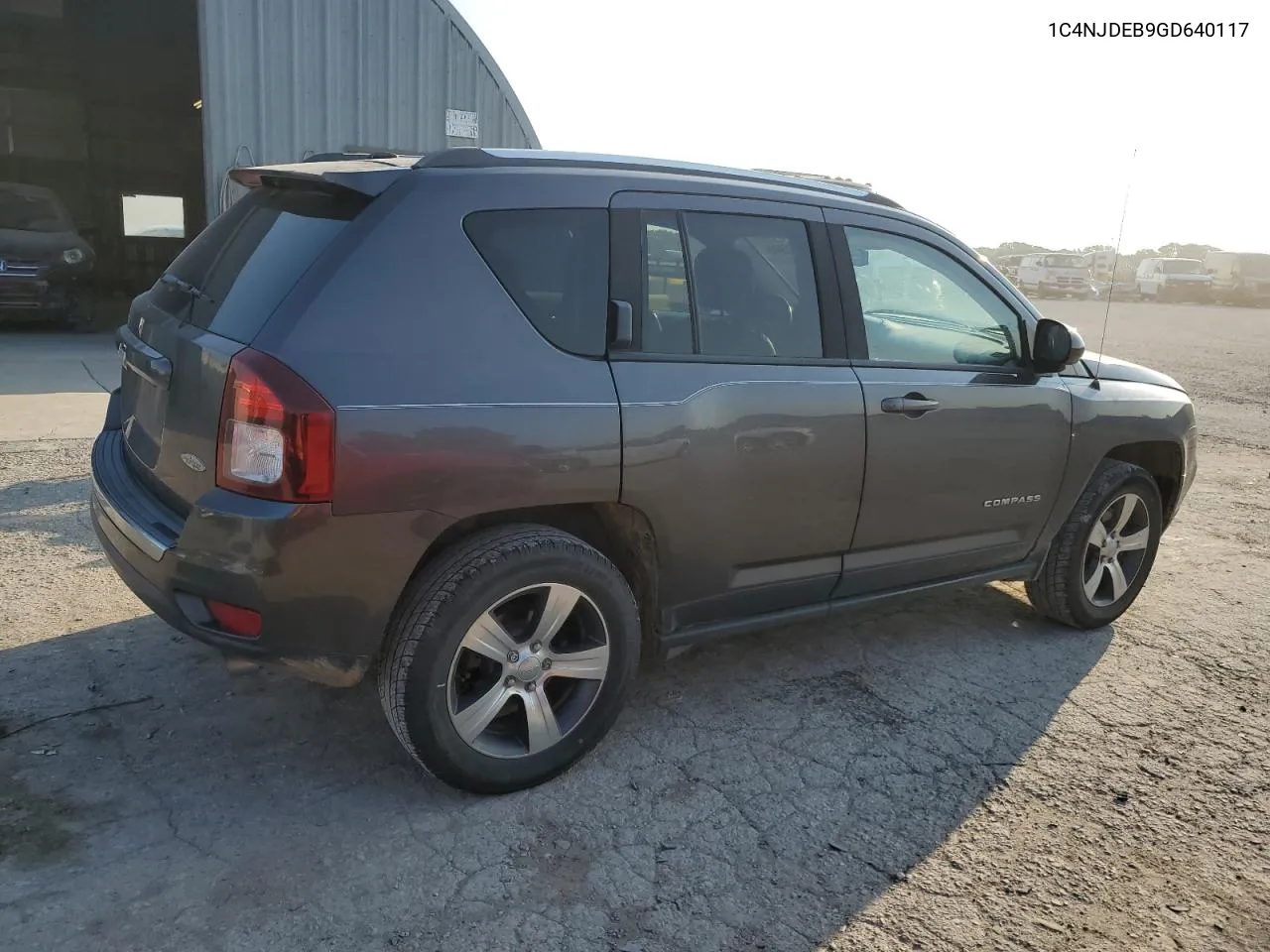 2016 Jeep Compass Latitude VIN: 1C4NJDEB9GD640117 Lot: 61561944