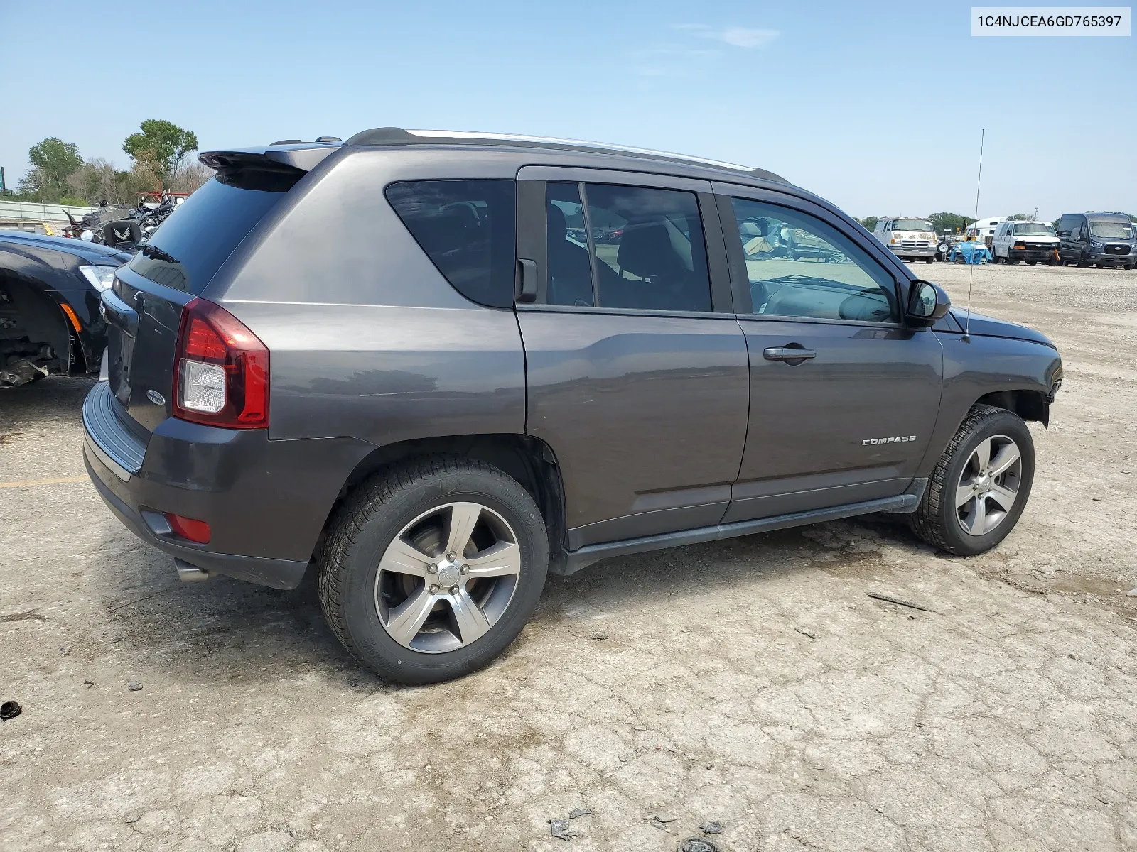 1C4NJCEA6GD765397 2016 Jeep Compass Latitude