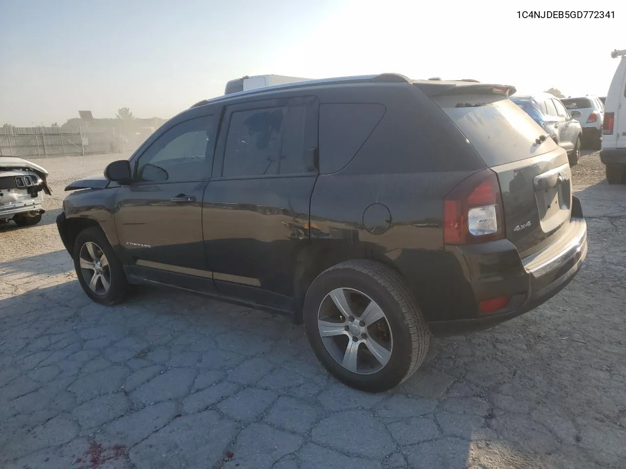 1C4NJDEB5GD772341 2016 Jeep Compass Latitude