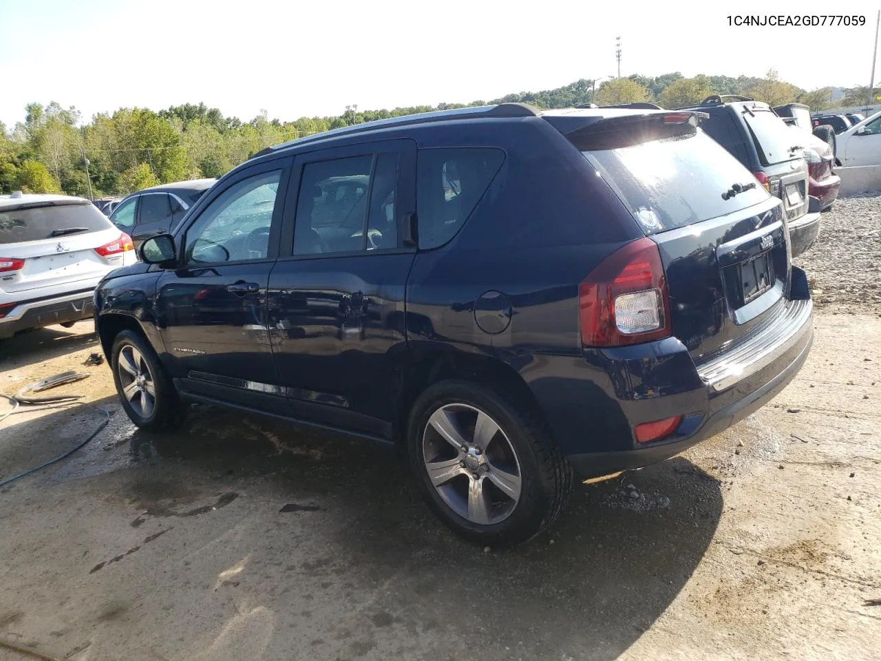 1C4NJCEA2GD777059 2016 Jeep Compass Latitude