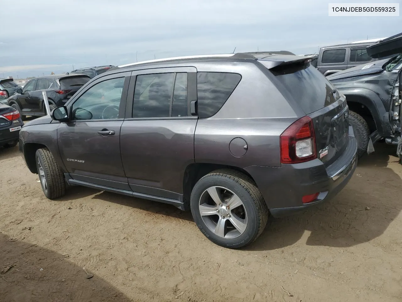 2016 Jeep Compass Latitude VIN: 1C4NJDEB5GD559325 Lot: 70886694