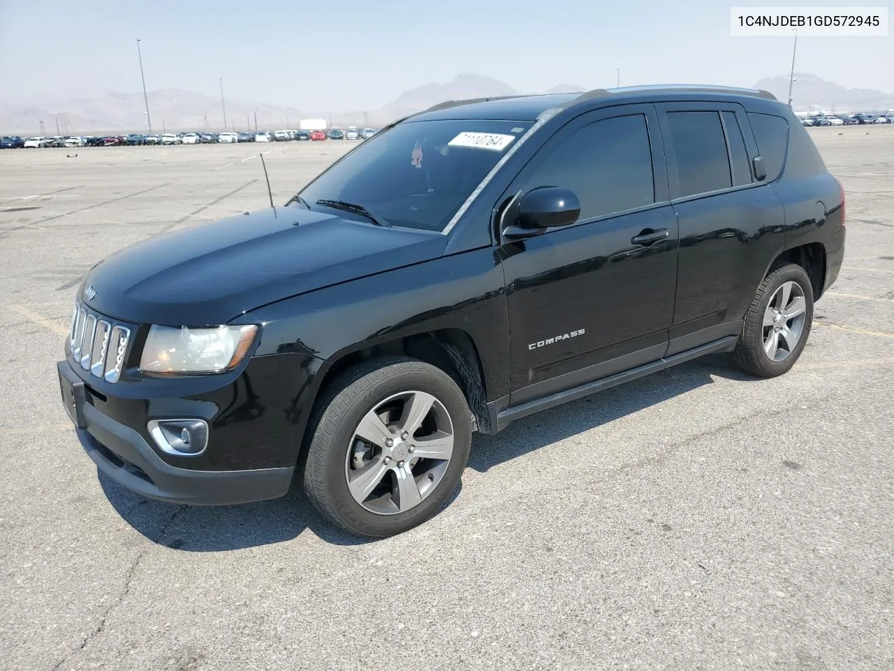 2016 Jeep Compass Latitude VIN: 1C4NJDEB1GD572945 Lot: 71110764