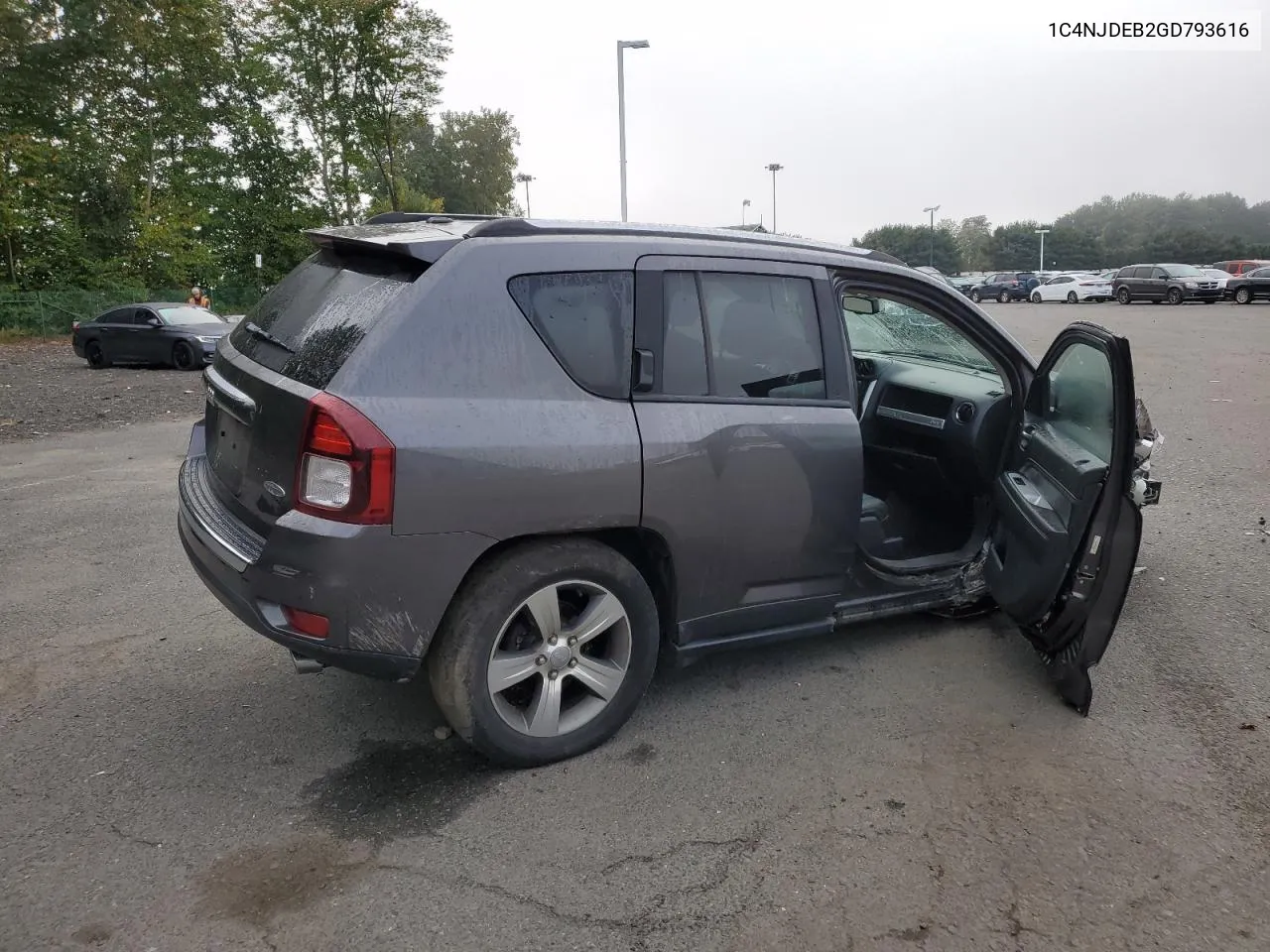 1C4NJDEB2GD793616 2016 Jeep Compass Latitude