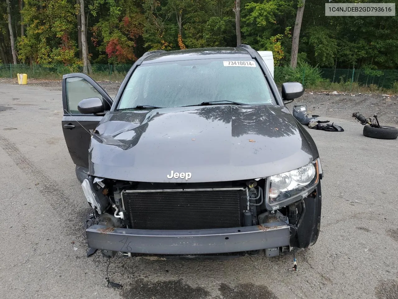 1C4NJDEB2GD793616 2016 Jeep Compass Latitude