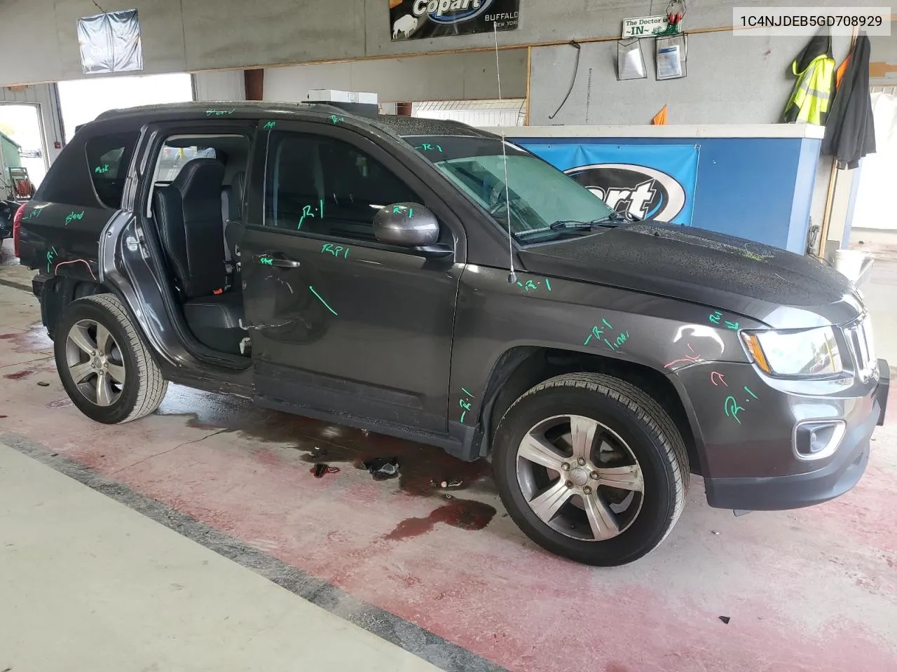 1C4NJDEB5GD708929 2016 Jeep Compass Latitude