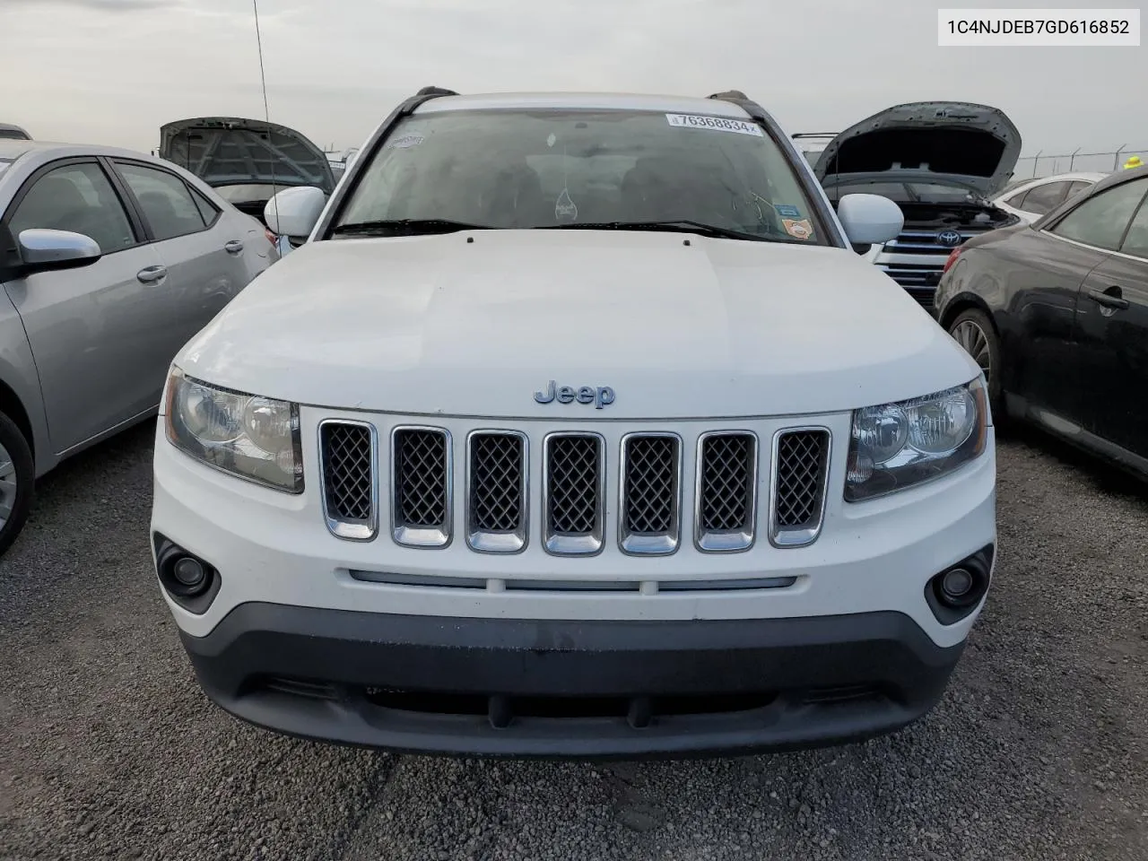 1C4NJDEB7GD616852 2016 Jeep Compass Latitude