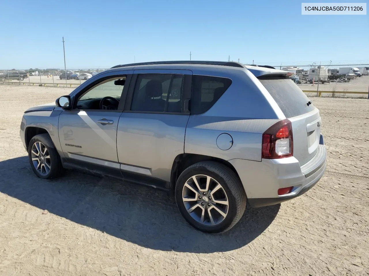 1C4NJCBA5GD711206 2016 Jeep Compass Sport