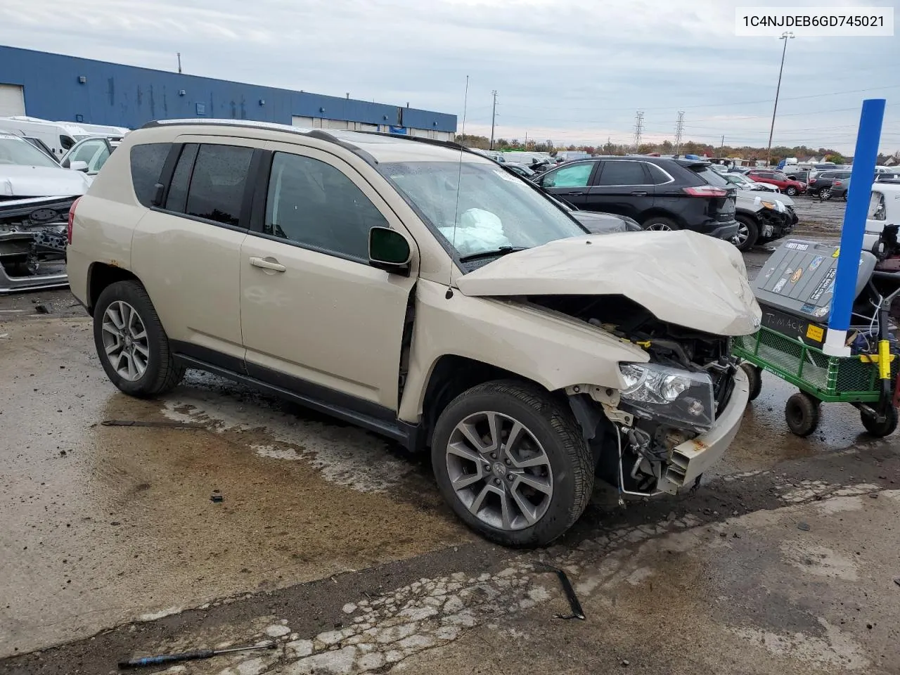 2016 Jeep Compass Latitude VIN: 1C4NJDEB6GD745021 Lot: 77634054