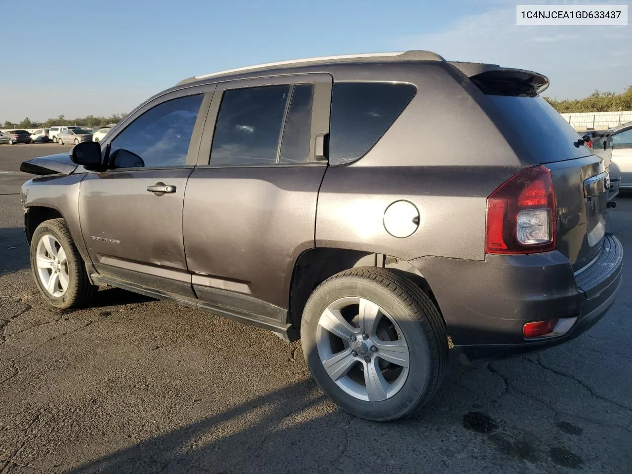 2016 Jeep Compass Latitude VIN: 1C4NJCEA1GD633437 Lot: 77900324