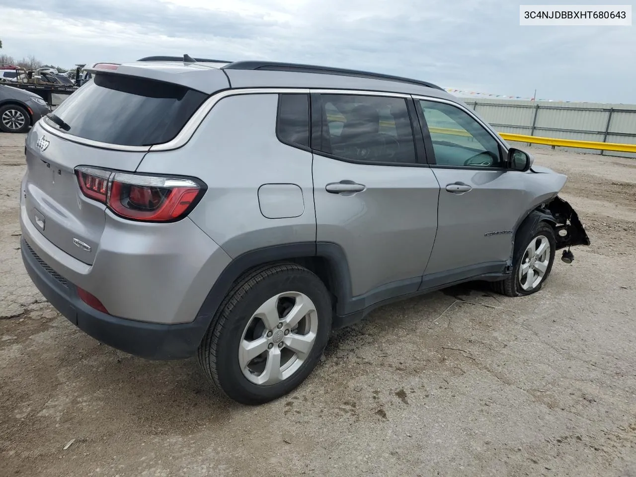 2017 Jeep Compass Latitude VIN: 3C4NJDBBXHT680643 Lot: 61651544