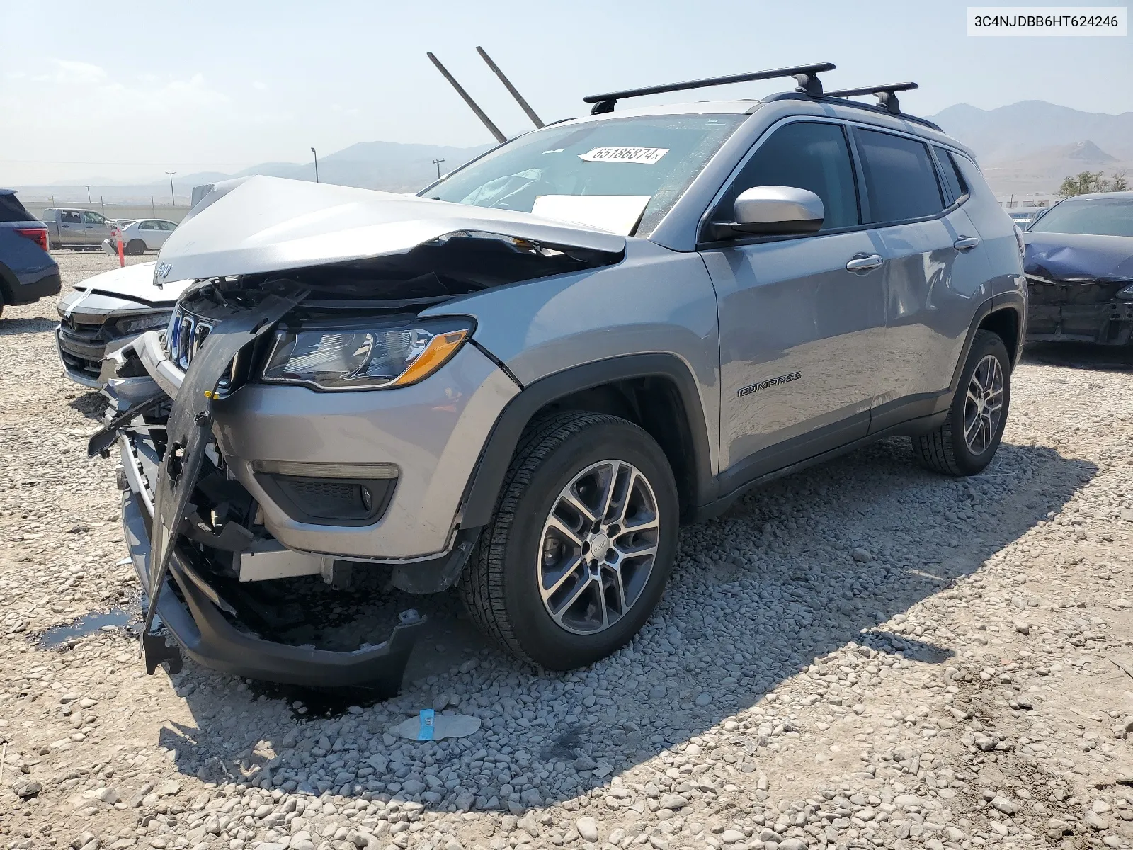 3C4NJDBB6HT624246 2017 Jeep Compass Latitude