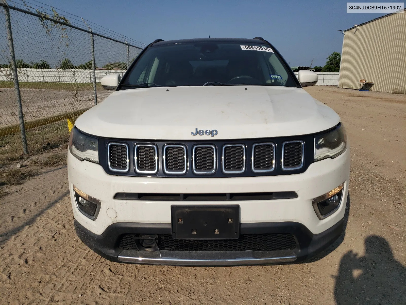 3C4NJDCB9HT671902 2017 Jeep Compass Limited