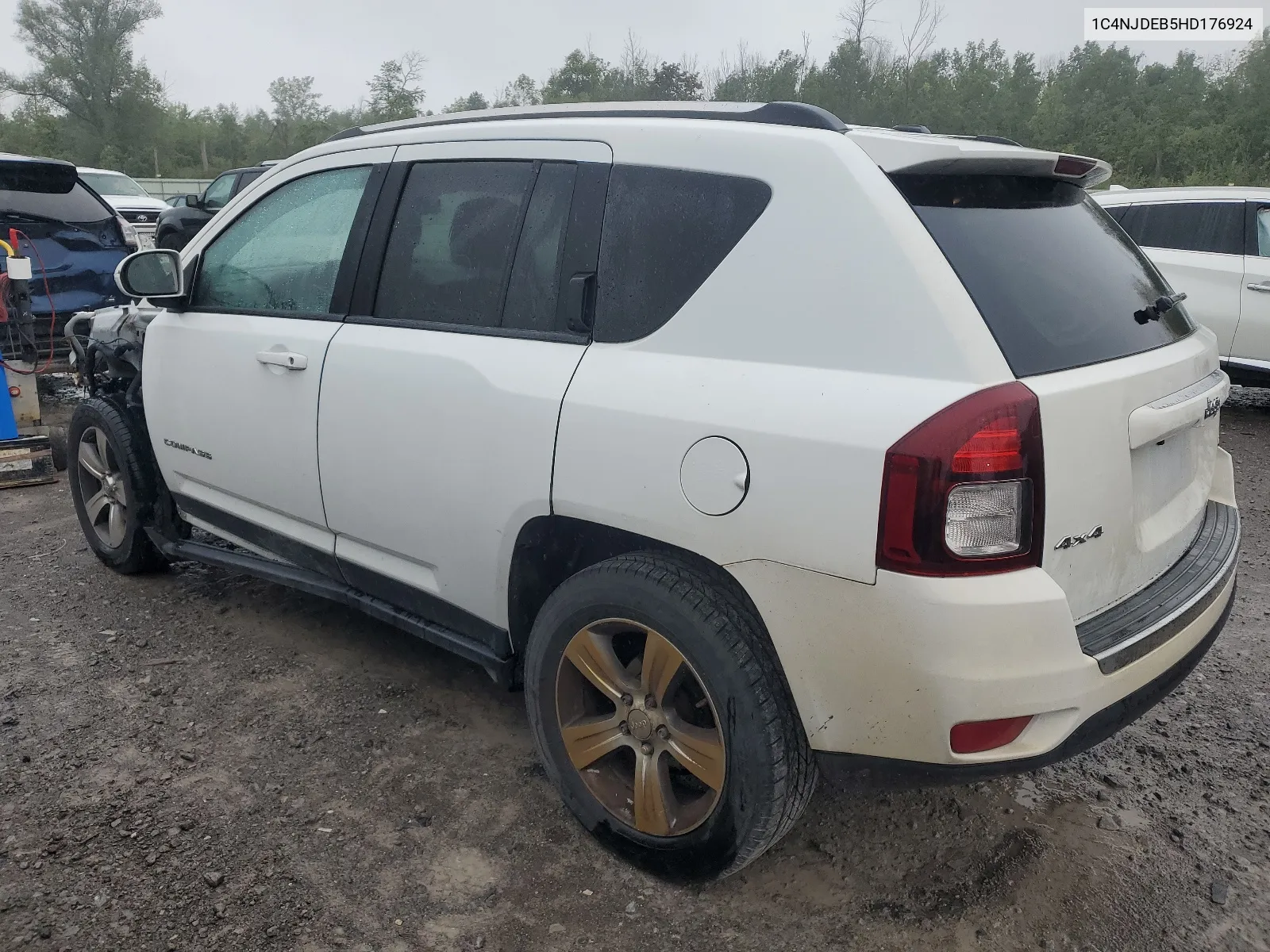 1C4NJDEB5HD176924 2017 Jeep Compass Latitude