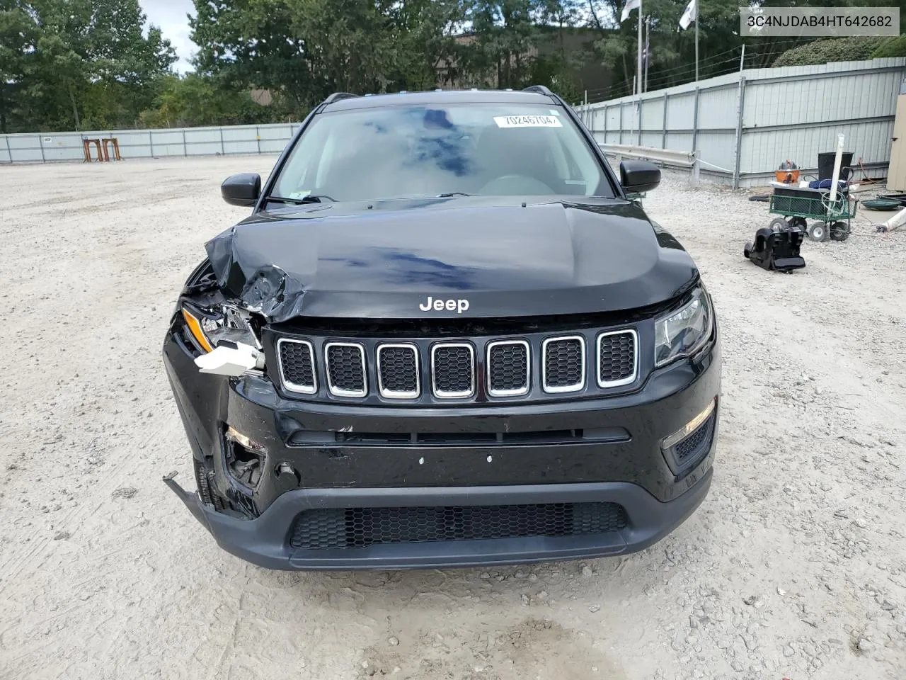 2017 Jeep Compass Sport VIN: 3C4NJDAB4HT642682 Lot: 70246704