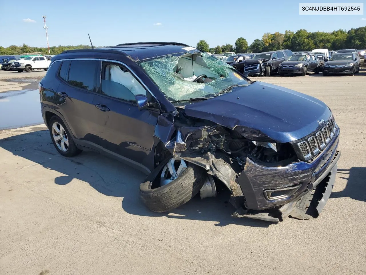 3C4NJDBB4HT692545 2017 Jeep Compass Latitude