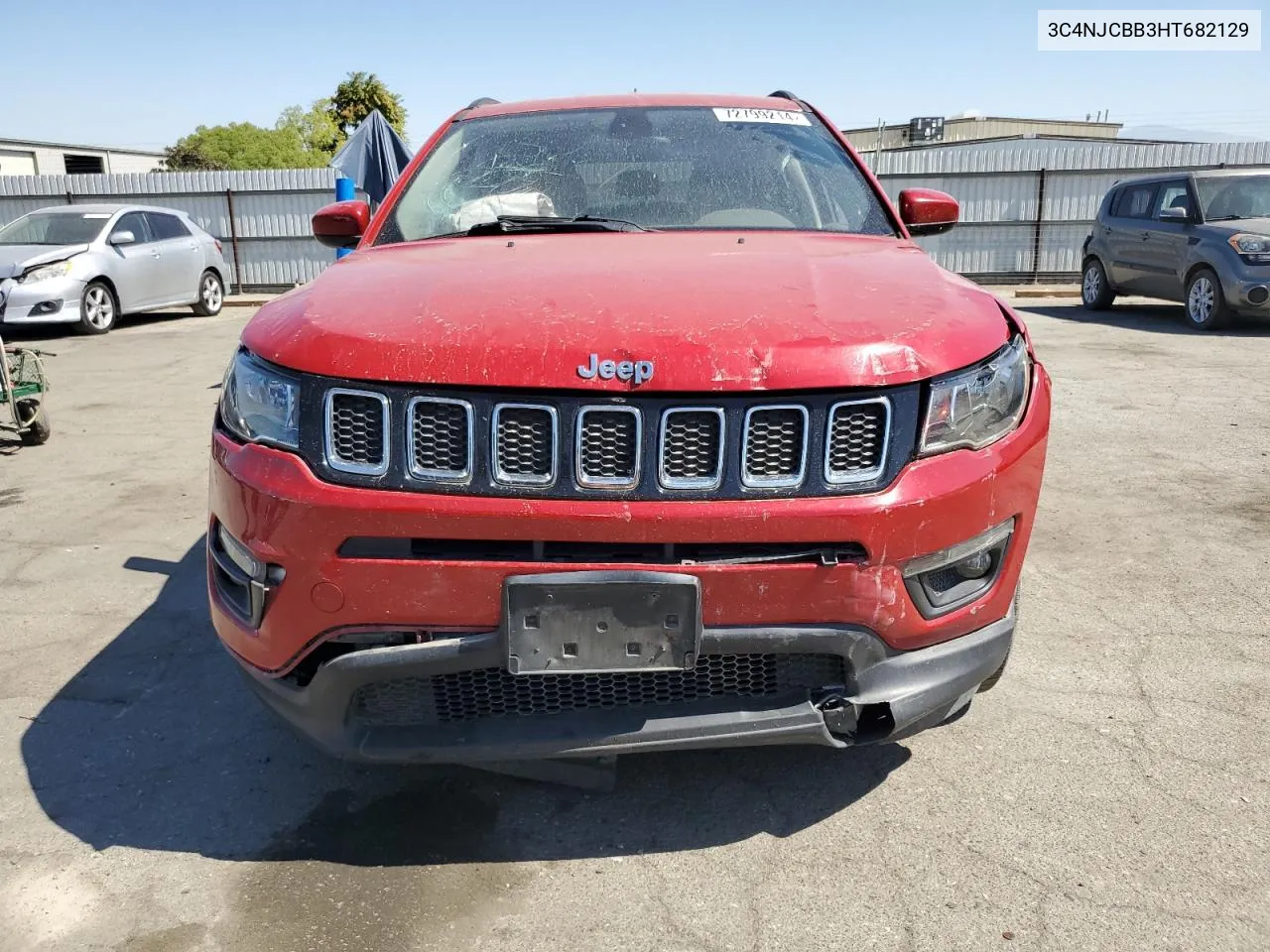 2017 Jeep Compass Latitude VIN: 3C4NJCBB3HT682129 Lot: 72799214