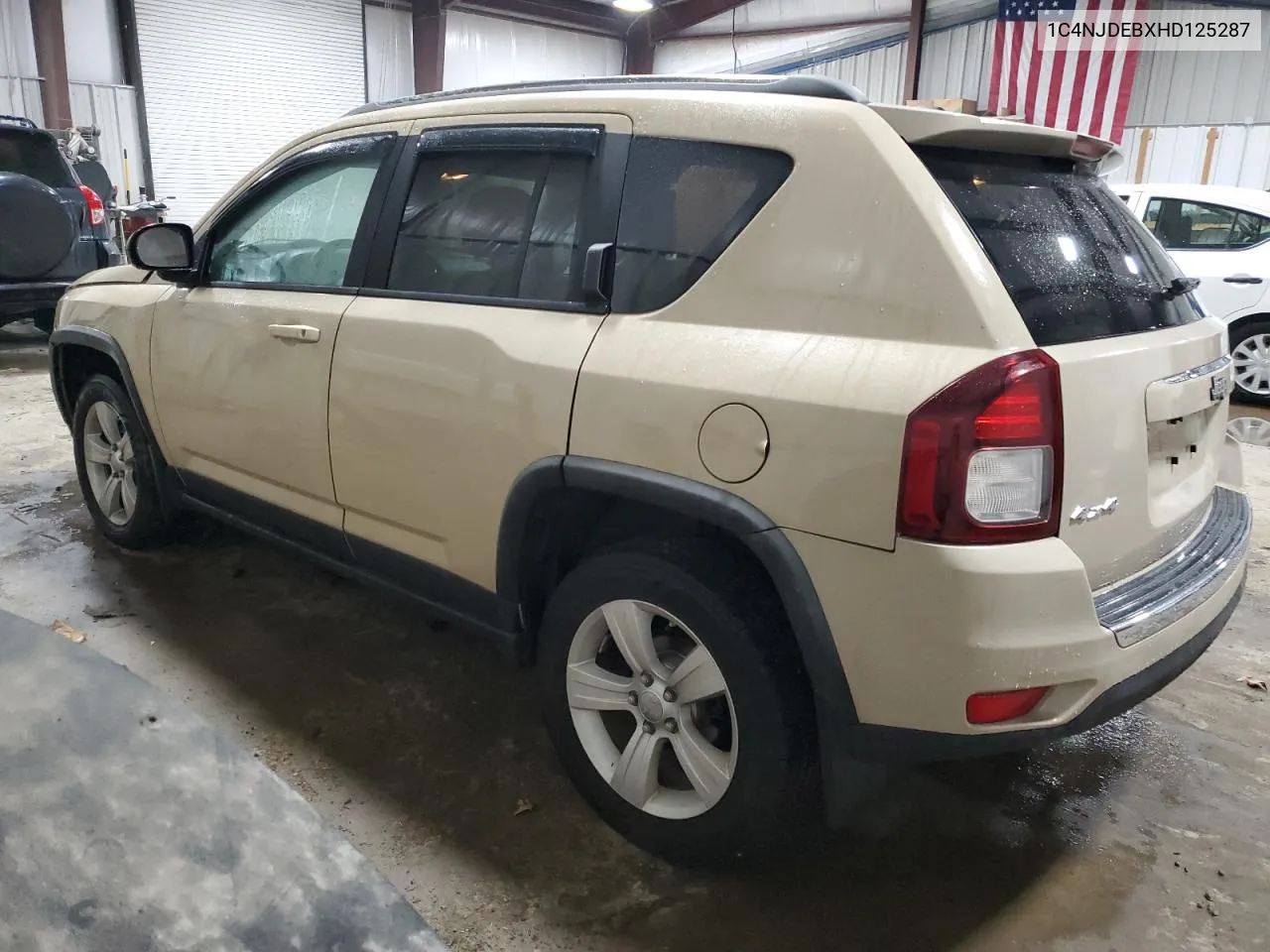 2017 Jeep Compass Latitude VIN: 1C4NJDEBXHD125287 Lot: 75297594