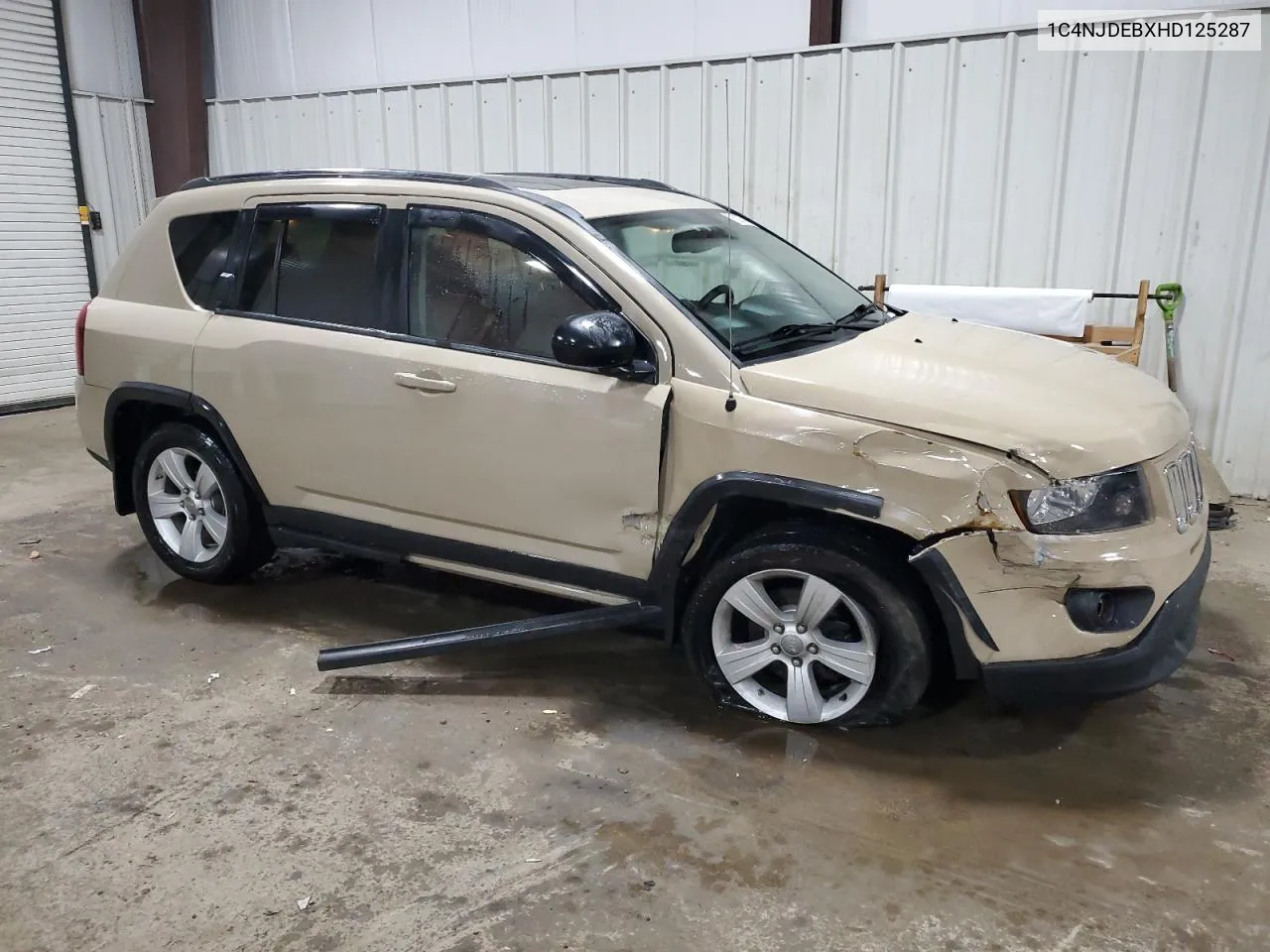 2017 Jeep Compass Latitude VIN: 1C4NJDEBXHD125287 Lot: 75297594