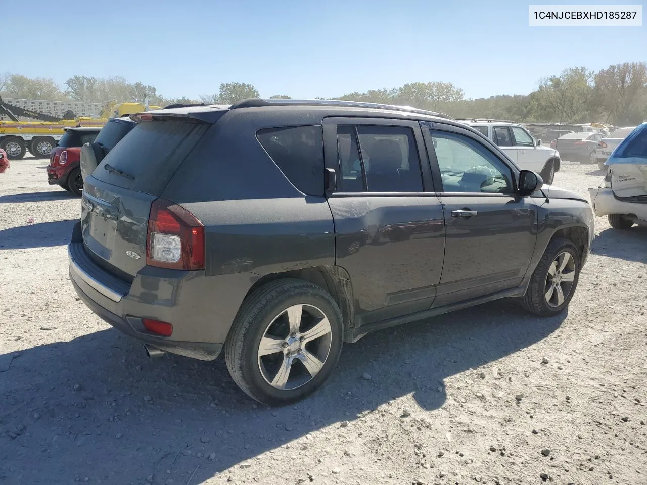 1C4NJCEBXHD185287 2017 Jeep Compass Latitude