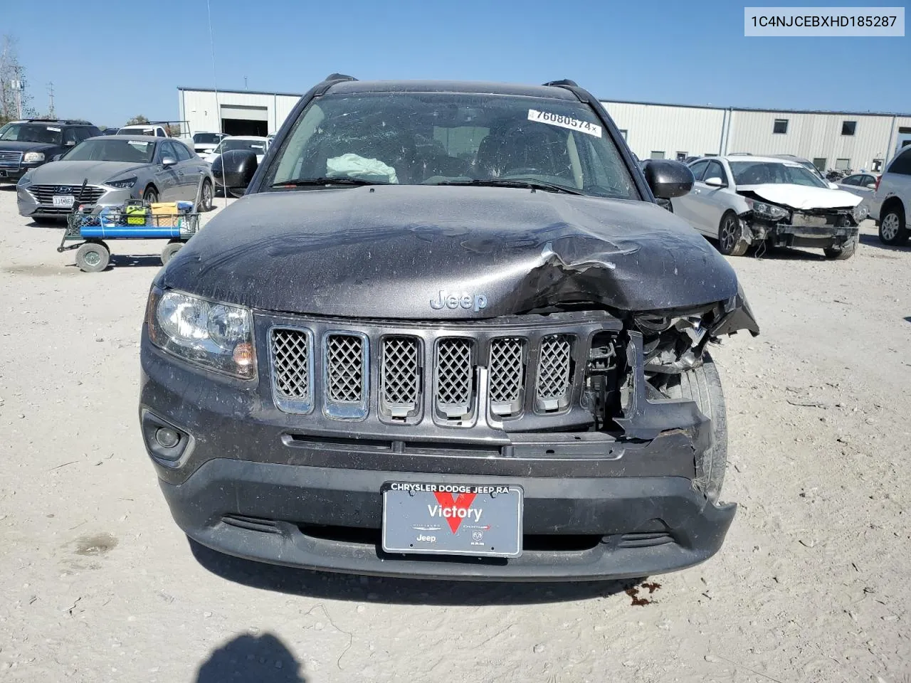 1C4NJCEBXHD185287 2017 Jeep Compass Latitude