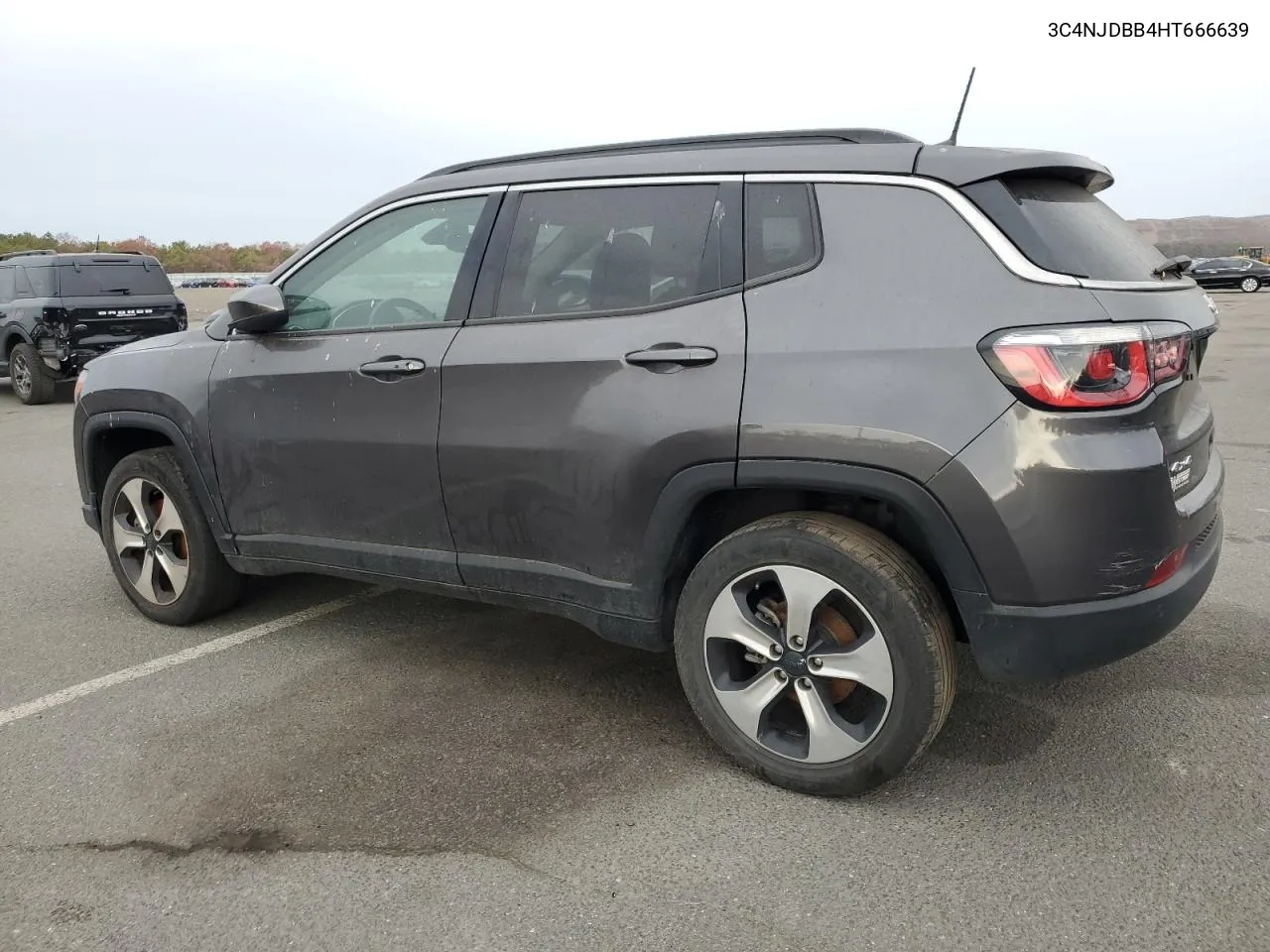 2017 Jeep Compass Latitude VIN: 3C4NJDBB4HT666639 Lot: 77765044