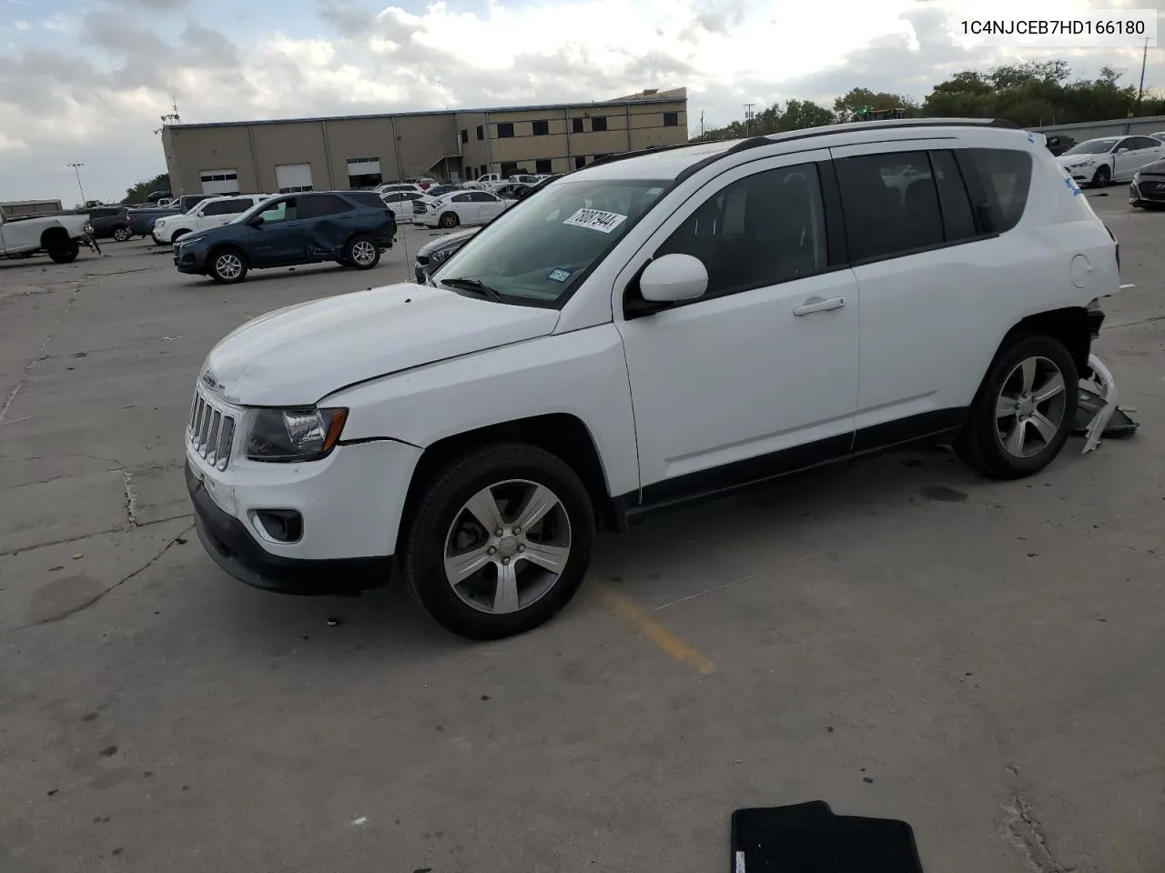 2017 Jeep Compass Latitude VIN: 1C4NJCEB7HD166180 Lot: 78087944