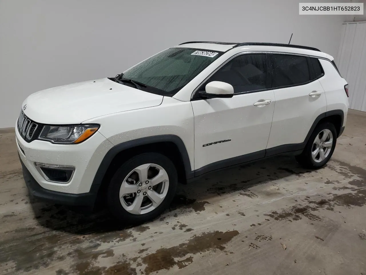 2017 Jeep Compass Latitude VIN: 3C4NJCBB1HT652823 Lot: 78636284