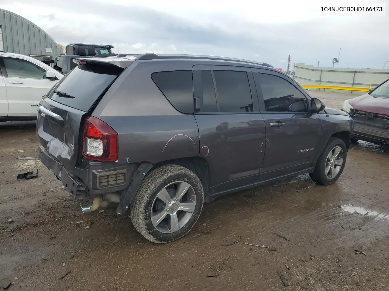 2017 Jeep Compass Latitude VIN: 1C4NJCEB0HD166473 Lot: 81327014