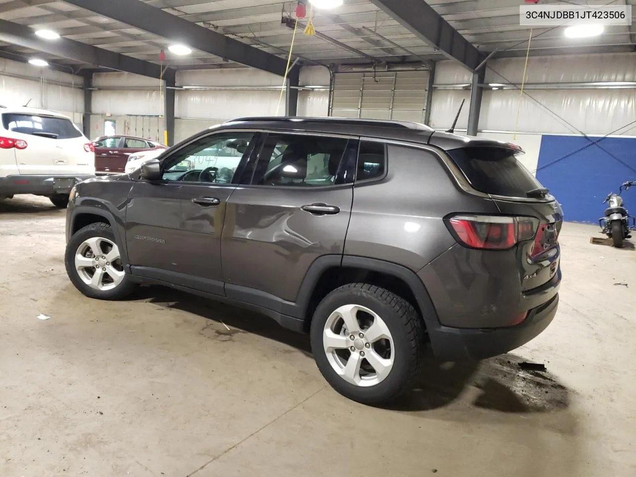 2018 Jeep Compass Latitude VIN: 3C4NJDBB1JT423506 Lot: 44740233