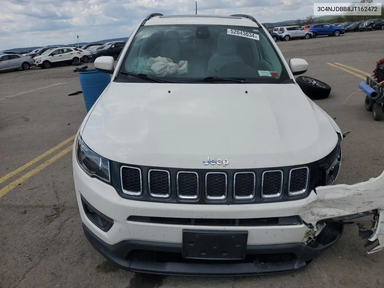 2018 Jeep Compass Latitude VIN: 3C4NJDBB8JT162472 Lot: 52043034