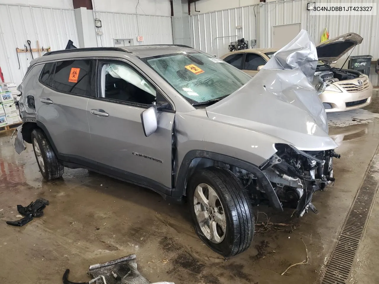 2018 Jeep Compass Latitude VIN: 3C4NJDBB1JT423327 Lot: 61901494