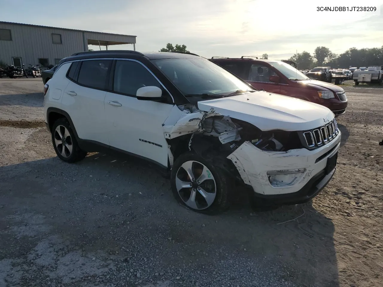 2018 Jeep Compass Latitude VIN: 3C4NJDBB1JT238209 Lot: 61958384