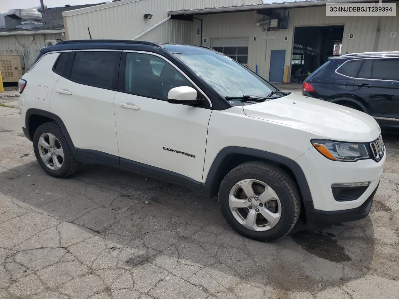 2018 Jeep Compass Latitude VIN: 3C4NJDBB5JT239394 Lot: 62110784