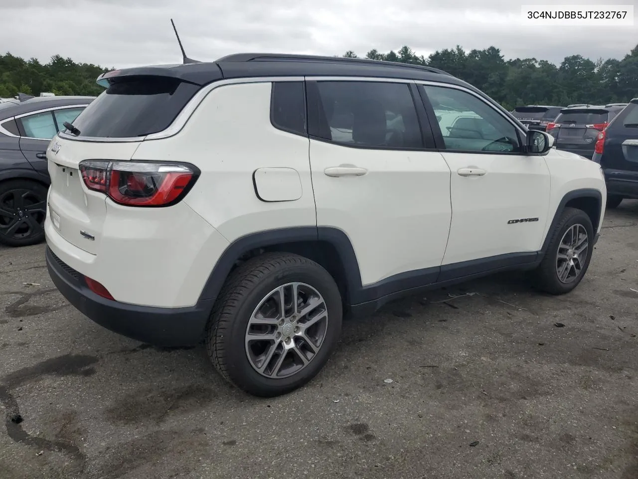 3C4NJDBB5JT232767 2018 Jeep Compass Latitude