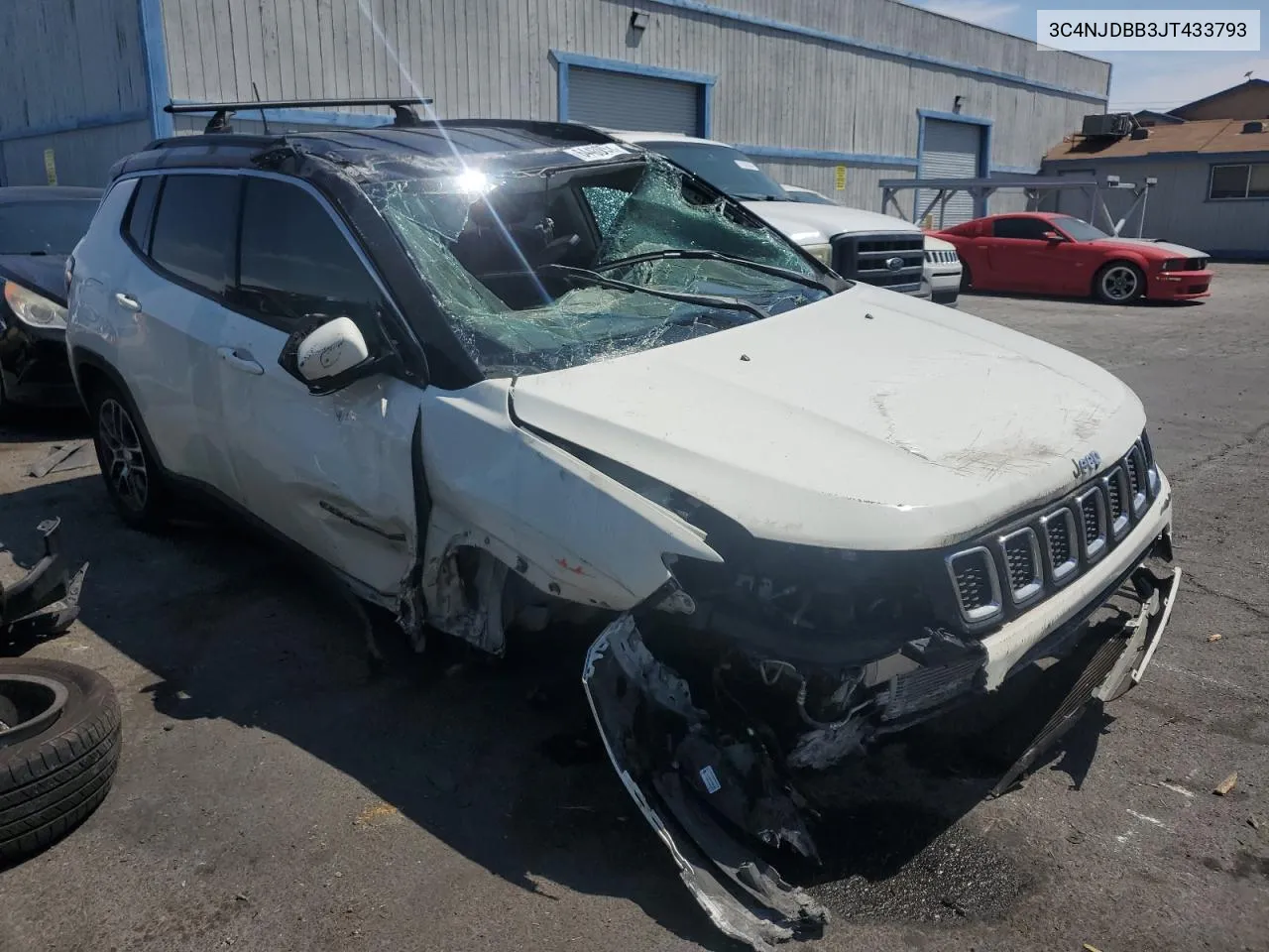 2018 Jeep Compass Latitude VIN: 3C4NJDBB3JT433793 Lot: 64480914