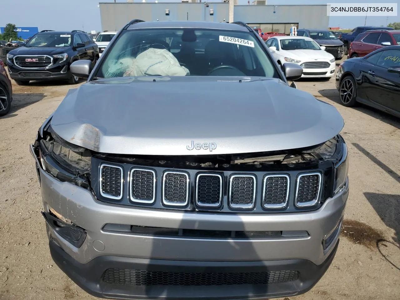 3C4NJDBB6JT354764 2018 Jeep Compass Latitude