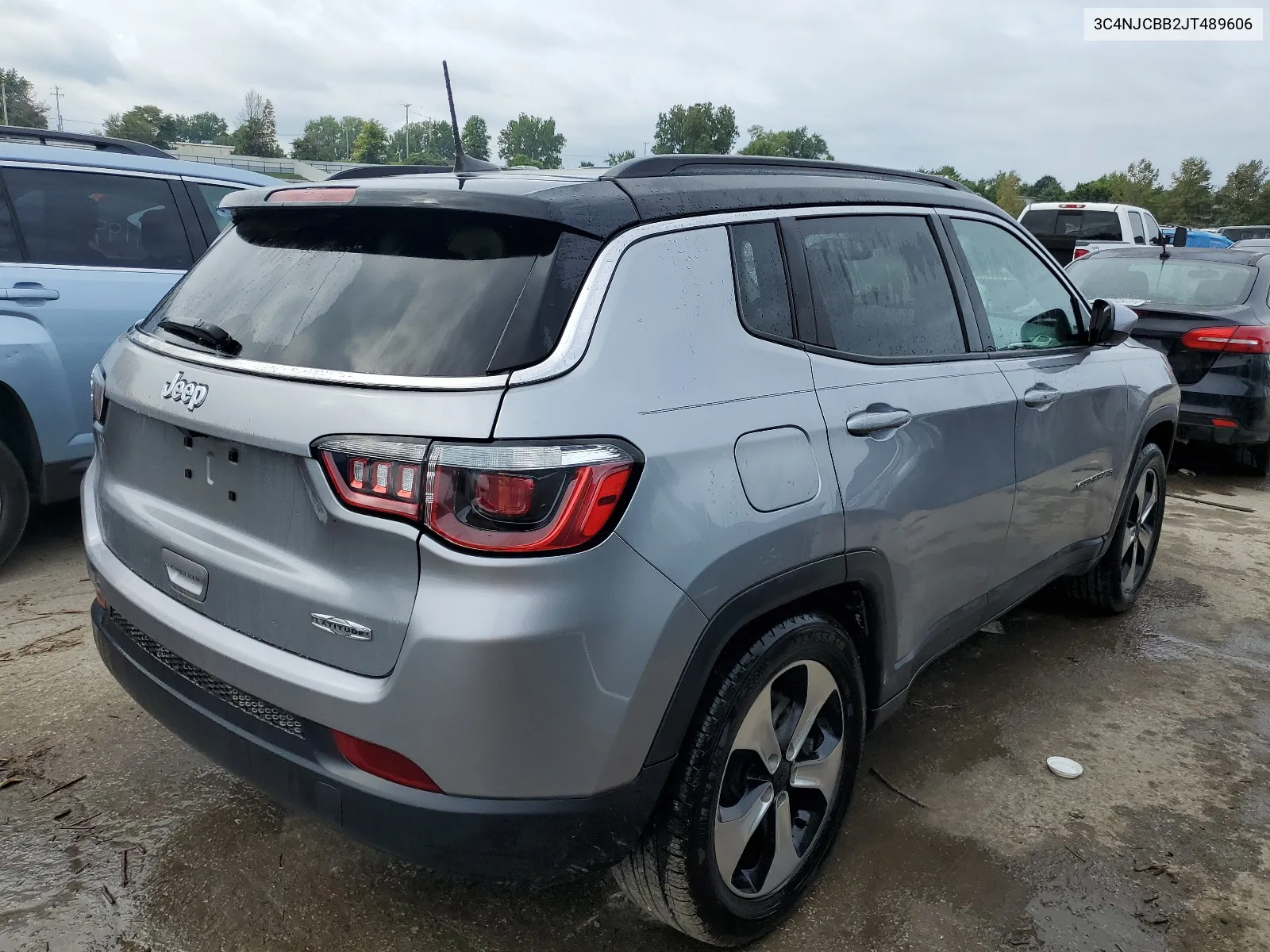 3C4NJCBB2JT489606 2018 Jeep Compass Latitude