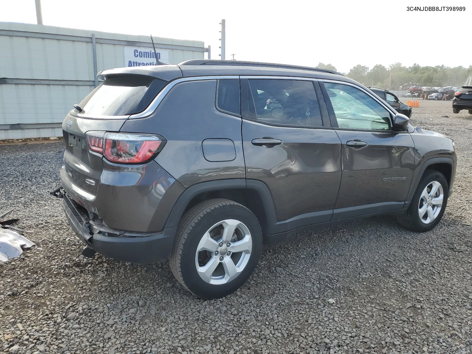 2018 Jeep Compass Latitude VIN: 3C4NJDBB8JT398989 Lot: 68319074