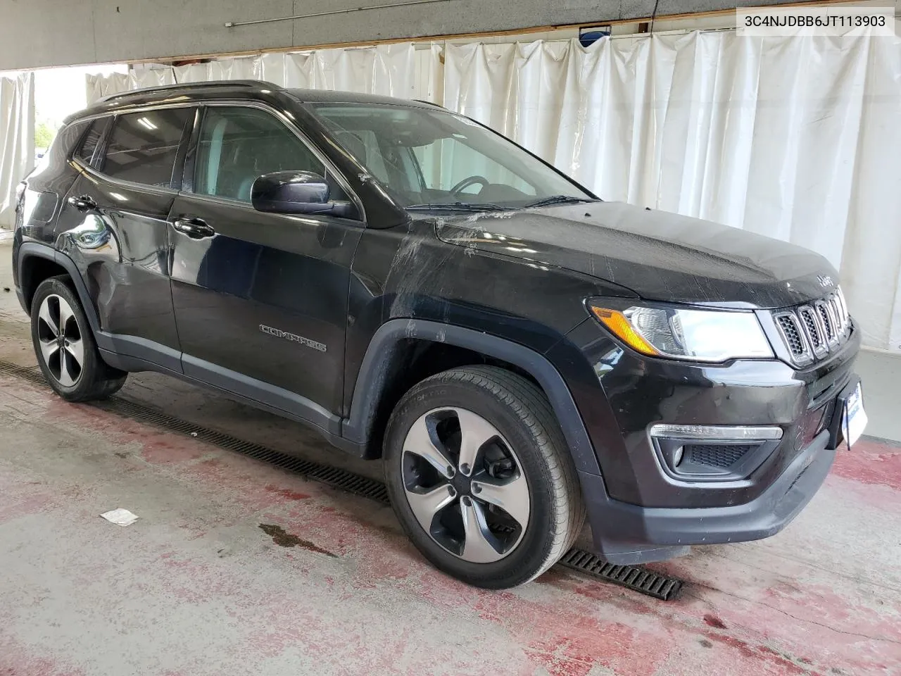 2018 Jeep Compass Latitude VIN: 3C4NJDBB6JT113903 Lot: 68534304