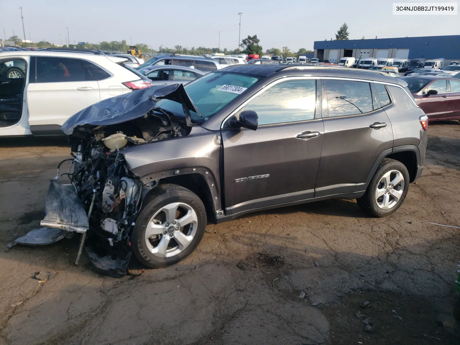 2018 Jeep Compass Latitude VIN: 3C4NJDBB2JT199419 Lot: 69017304