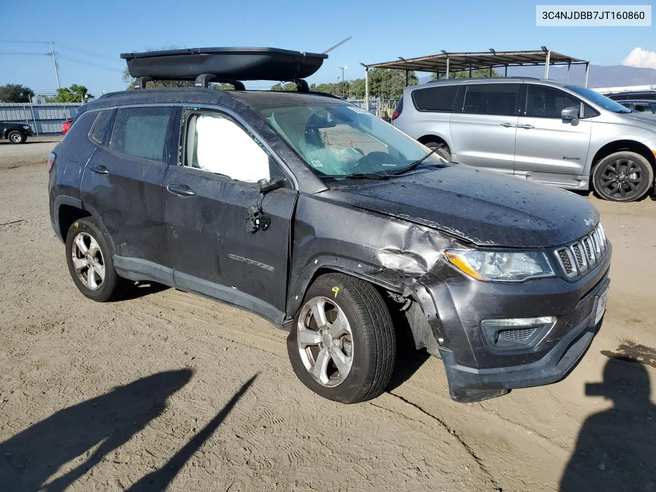 3C4NJDBB7JT160860 2018 Jeep Compass Latitude