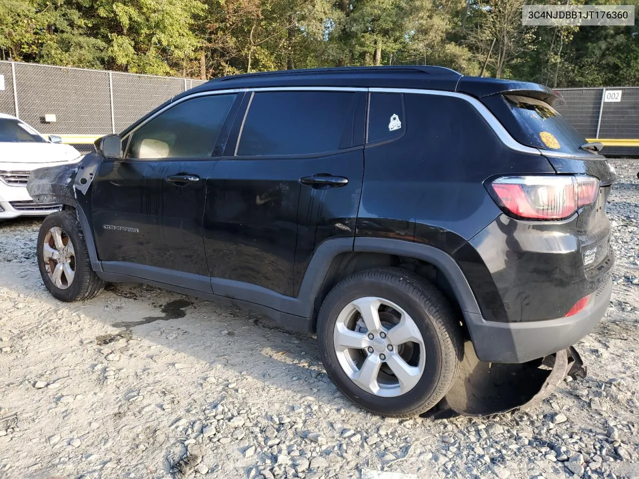 3C4NJDBB1JT176360 2018 Jeep Compass Latitude